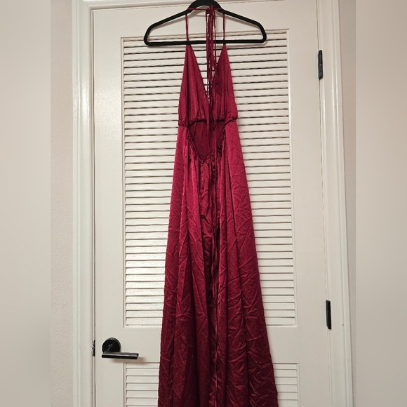 SHEIN - Red Evening Faux Satin Halter Maxi Dress With Side Leg Slit - Picture 3 of 7